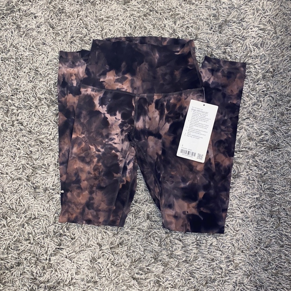 NWT Lululemon Align Leggings
